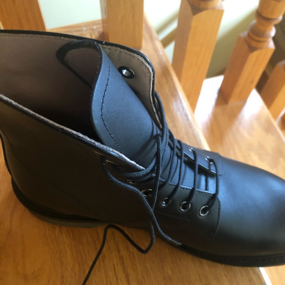 Dr. Martens Felicity in Black boots - Picture 7 of 8